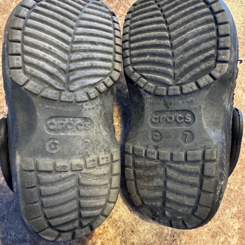 Toddler Crocs - Picture 4 of 4